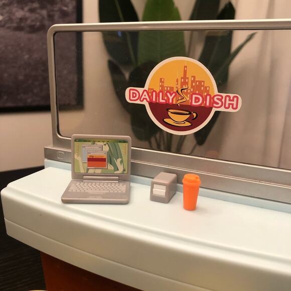 Mattel My Scene Daily Dish Coffee Bar Cafe Playset Early 2000’s Doll Playset - Picture 8 of 9